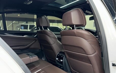 BMW 5 серия, 2018 год, 4 890 000 рублей, 12 фотография