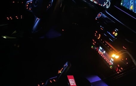 BMW 5 серия, 2018 год, 4 890 000 рублей, 8 фотография