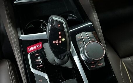 BMW 5 серия, 2018 год, 4 890 000 рублей, 15 фотография