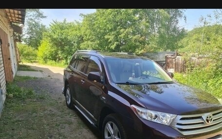 Toyota Highlander III, 2012 год, 2 200 000 рублей, 6 фотография