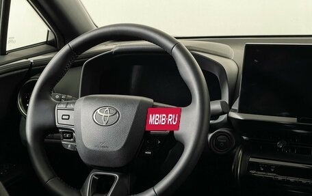 Toyota C-HR, 2024 год, 4 700 000 рублей, 14 фотография