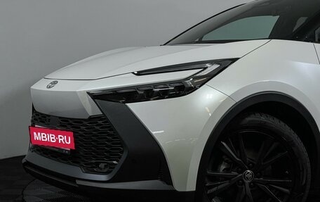 Toyota C-HR, 2024 год, 4 700 000 рублей, 16 фотография