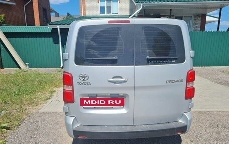 Toyota ProAce II, 2018 год, 2 750 000 рублей, 3 фотография