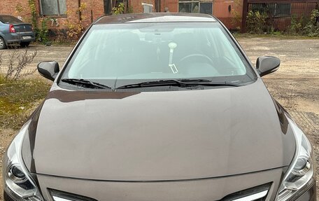 Hyundai Solaris II рестайлинг, 2015 год, 1 500 000 рублей, 1 фотография