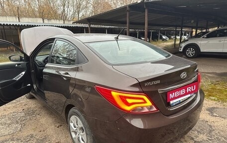 Hyundai Solaris II рестайлинг, 2015 год, 1 500 000 рублей, 12 фотография