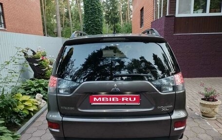 Mitsubishi Outlander III рестайлинг 3, 2011 год, 1 200 000 рублей, 4 фотография