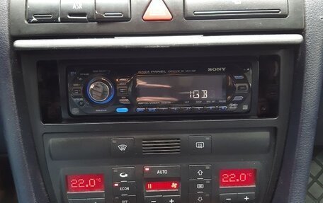 Audi A6, 1998 год, 590 000 рублей, 22 фотография