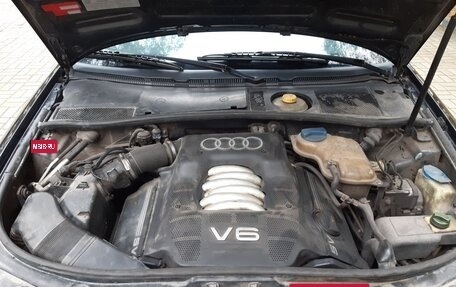 Audi A6, 1998 год, 590 000 рублей, 23 фотография