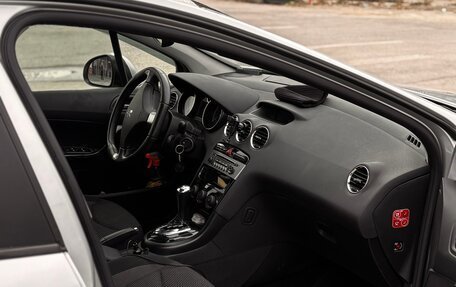 Peugeot 408 I рестайлинг, 2018 год, 1 000 000 рублей, 8 фотография