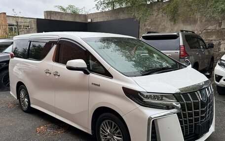 Toyota Alphard III, 2021 год, 3 670 000 рублей, 1 фотография