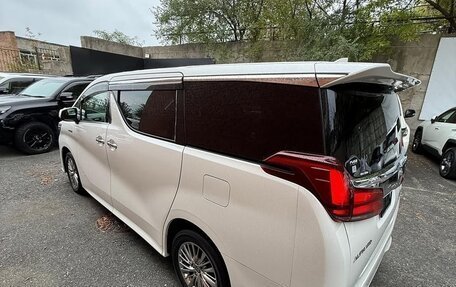 Toyota Alphard III, 2021 год, 3 670 000 рублей, 4 фотография