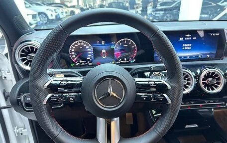 Mercedes-Benz A-Класс, 2022 год, 2 514 000 рублей, 12 фотография