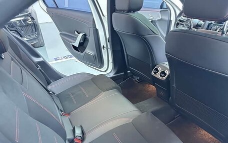 Mercedes-Benz A-Класс, 2022 год, 2 514 000 рублей, 14 фотография