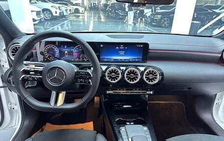 Mercedes-Benz A-Класс, 2022 год, 2 514 000 рублей, 20 фотография