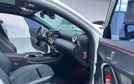 Mercedes-Benz A-Класс, 2022 год, 2 514 000 рублей, 18 фотография