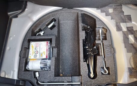 Mazda Demio IV, 2015 год, 850 000 рублей, 21 фотография