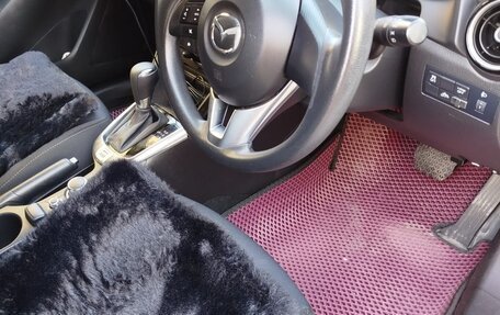 Mazda Demio IV, 2015 год, 850 000 рублей, 18 фотография