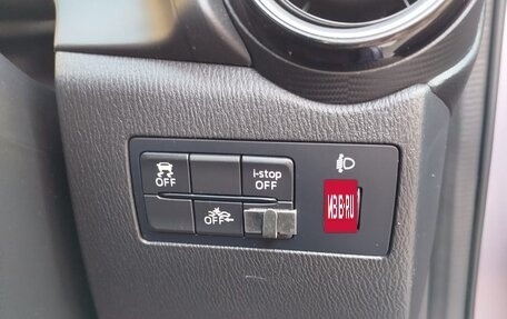 Mazda Demio IV, 2015 год, 850 000 рублей, 22 фотография