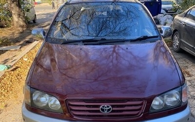 Toyota Ipsum II, 1998 год, 550 000 рублей, 1 фотография