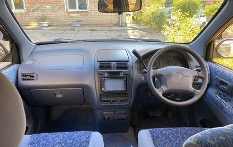 Toyota Ipsum II, 1998 год, 550 000 рублей, 12 фотография