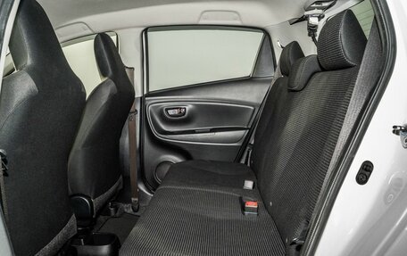 Toyota Vitz, 2018 год, 950 000 рублей, 7 фотография