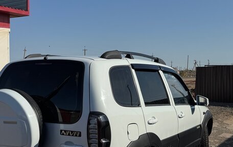 Chevrolet Niva I рестайлинг, 2004 год, 480 000 рублей, 6 фотография