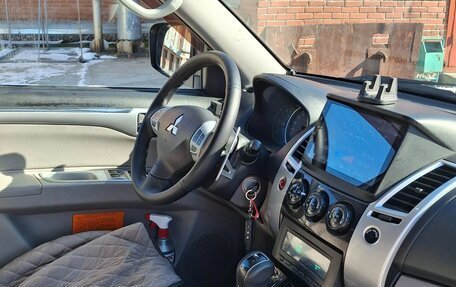 Mitsubishi Pajero Sport II рестайлинг, 2011 год, 1 350 000 рублей, 4 фотография