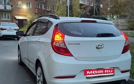 Hyundai Solaris II рестайлинг, 2016 год, 1 100 000 рублей, 2 фотография