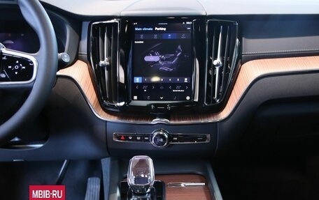 Volvo XC60 II, 2024 год, 6 850 000 рублей, 11 фотография