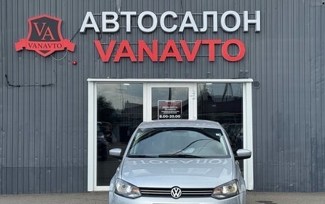 Volkswagen Polo VI (EU Market), 2011 год, 630 000 рублей, 2 фотография