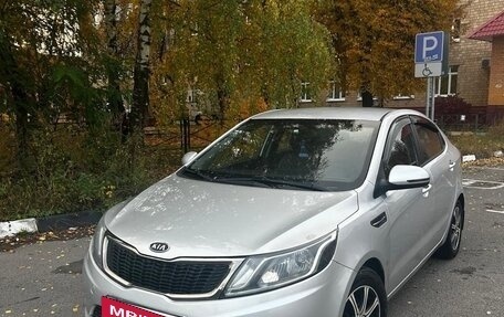 KIA Rio III рестайлинг, 2012 год, 750 000 рублей, 2 фотография