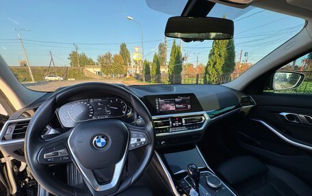 BMW 3 серия, 2020 год, 2 350 000 рублей, 10 фотография