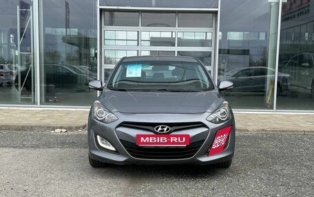 Hyundai i30 II рестайлинг, 2014 год, 920 000 рублей, 2 фотография