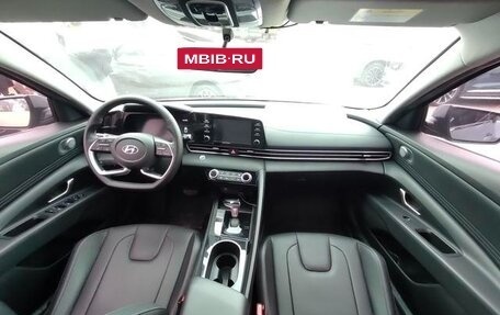 Hyundai Elantra, 2021 год, 1 350 000 рублей, 4 фотография