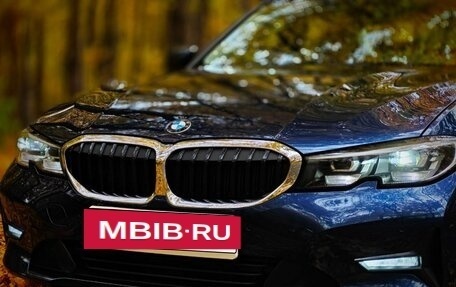 BMW 3 серия, 2019 год, 3 950 000 рублей, 13 фотография