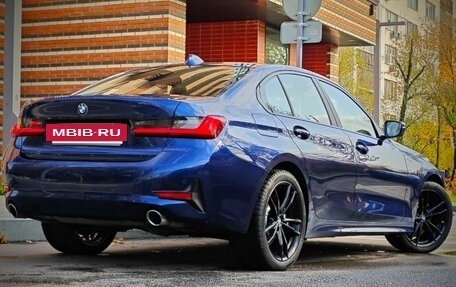 BMW 3 серия, 2019 год, 3 950 000 рублей, 11 фотография