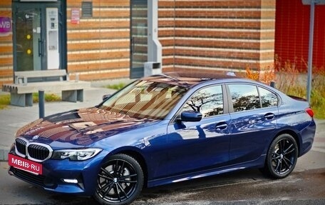 BMW 3 серия, 2019 год, 3 950 000 рублей, 9 фотография
