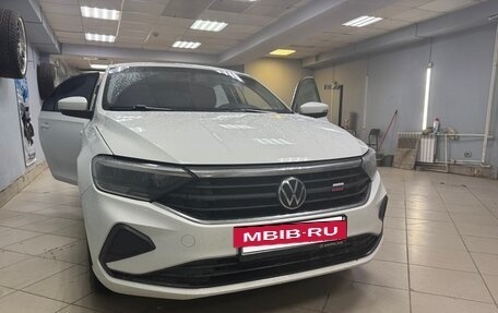 Volkswagen Polo VI (EU Market), 2020 год, 1 100 000 рублей, 14 фотография