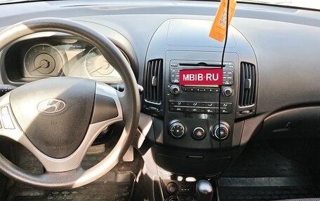 Hyundai i30 I, 2011 год, 870 000 рублей, 6 фотография
