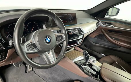 BMW 5 серия, 2019 год, 4 499 000 рублей, 12 фотография