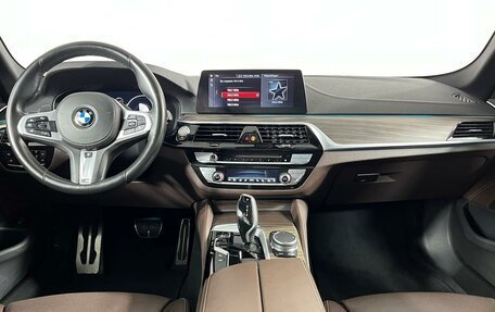 BMW 5 серия, 2019 год, 4 499 000 рублей, 15 фотография