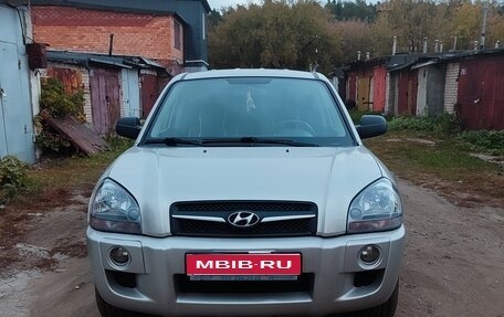 Hyundai Tucson III, 2008 год, 670 000 рублей, 1 фотография