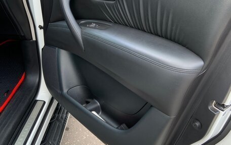 Infiniti QX56, 2013 год, 1 950 000 рублей, 11 фотография