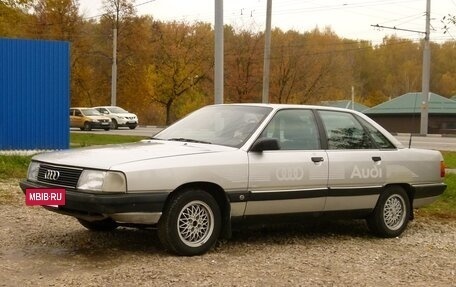 Audi 100, 1990 год, 390 000 рублей, 7 фотография
