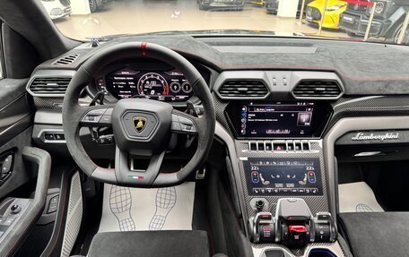 Lamborghini Urus I, 2025 год, 42 890 000 рублей, 29 фотография