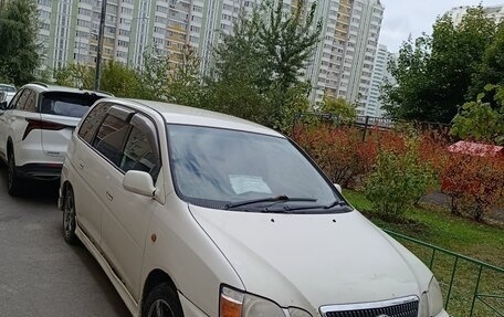 Toyota Gaia, 2001 год, 200 000 рублей, 1 фотография