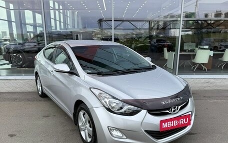 Hyundai Elantra V, 2012 год, 749 000 рублей, 2 фотография