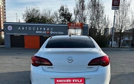 Opel Astra J, 2013 год, 779 000 рублей, 3 фотография