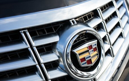 Cadillac SRX II рестайлинг, 2011 год, 850 000 рублей, 14 фотография