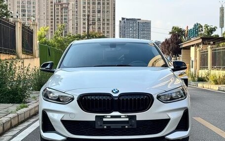 BMW 1 серия, 2021 год, 1 976 000 рублей, 2 фотография